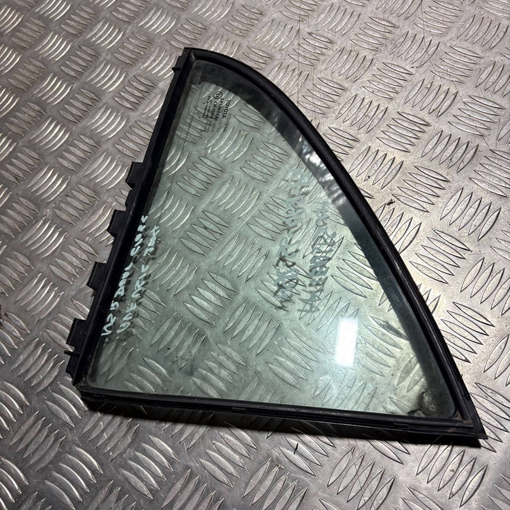 Toyota Avensis Mk2 2003-2009 Left Rear Quarter Glass Window Hatchback 5Dr