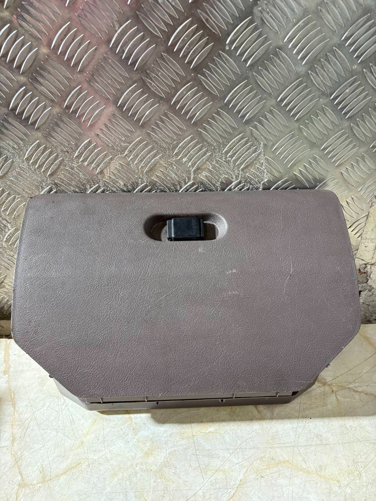 Renault Master Movano 2001 Glove Box Trim Surround Storage 7700841117