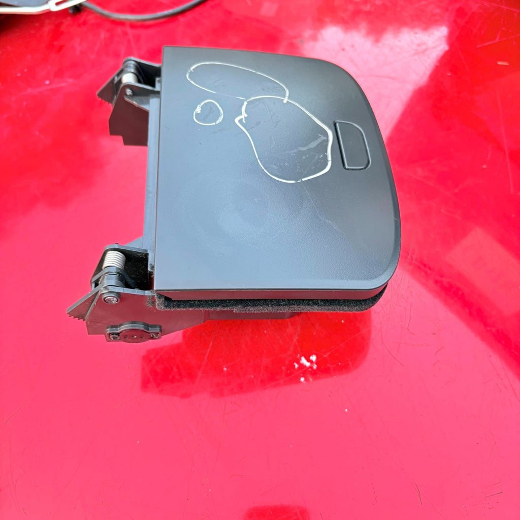 CHEVROLET CAPTIVA STORAGE COMPARTMENT 2010