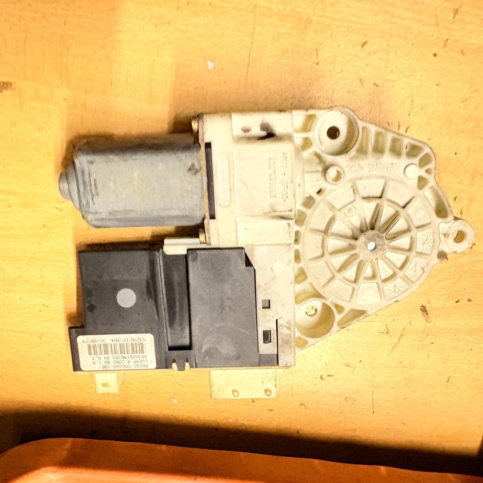 996385100 FRONT LEFT WINDOW MOTOR 626148 FOR CITRO�N C5 2005 996385-100