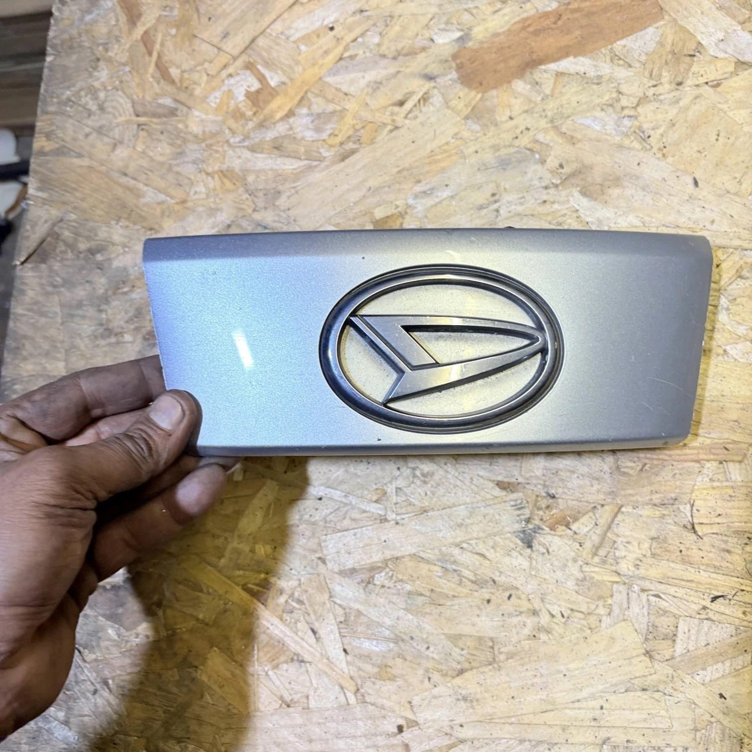 DAIHATSU SIRION M3 Tailgate Handle 69250B1050 1.3 Petrol 64kw 2010 692500050