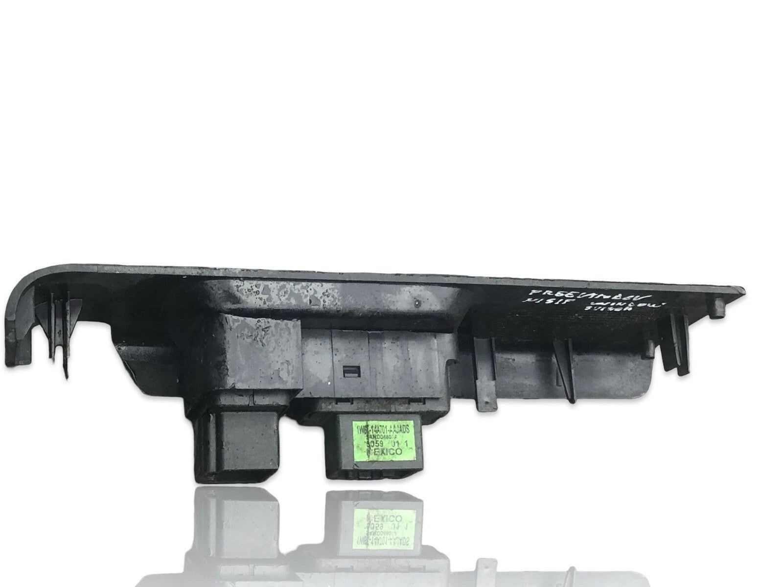 2005 LAND ROVER FREELANDER 1 LEFT PASSENGER FRONT WINDOW SWITCH EIP500250