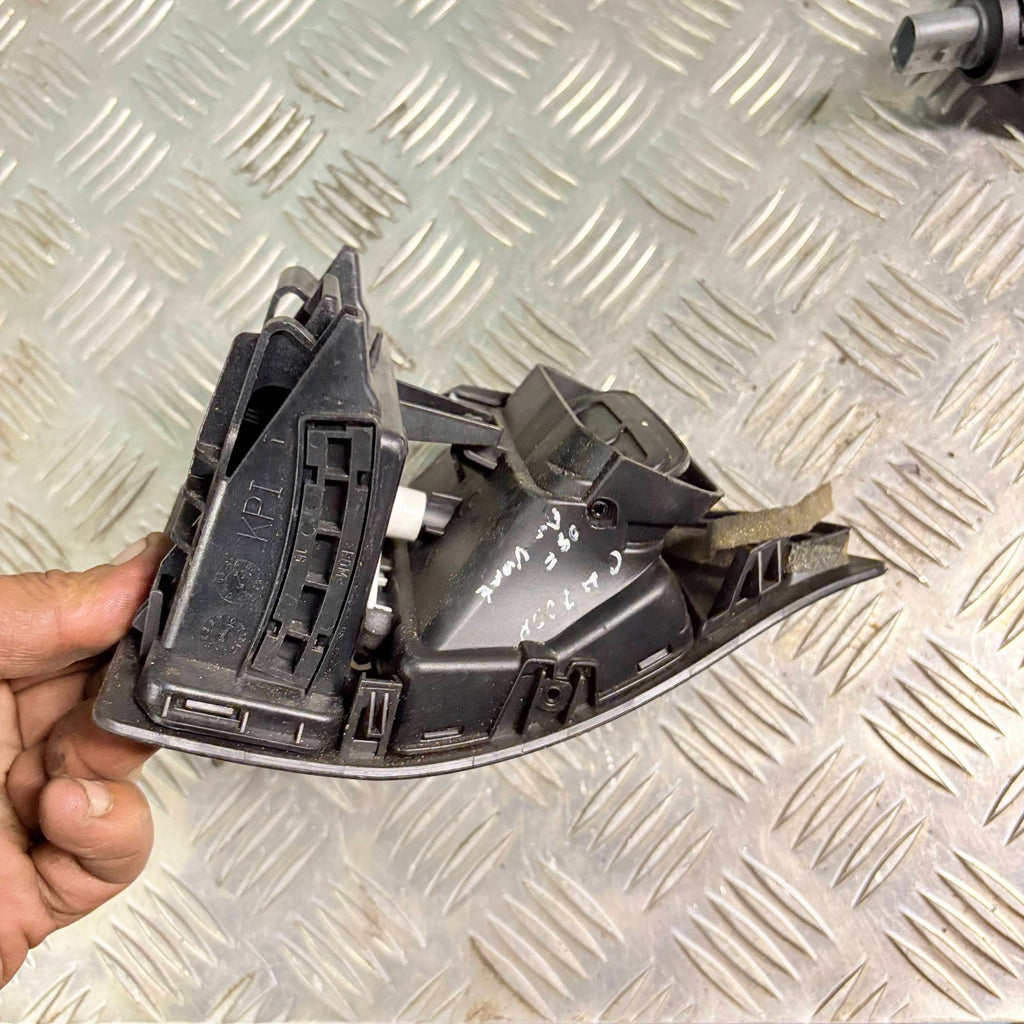2006 CITROEN C4 MK1 COUPE FRONT RIGHT DRIVER SIDE DASHBOARD AIR VENT TRIM