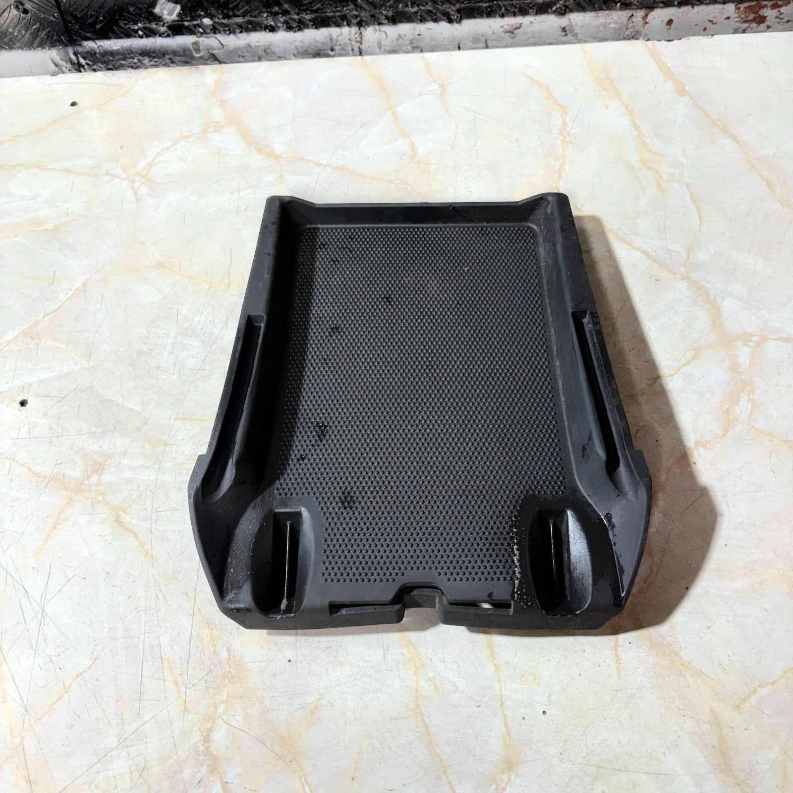 Volvo V60 S60 XC60 11-18 Center Console Storage Armrest Rubber Mat 30755058