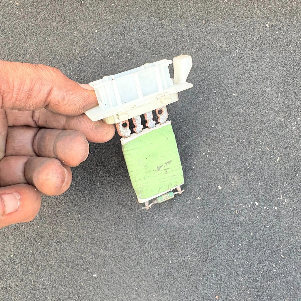 VOLKSWAGEN TOURAN 2008 HEATER BLOWER RESISTOR ELEMENT