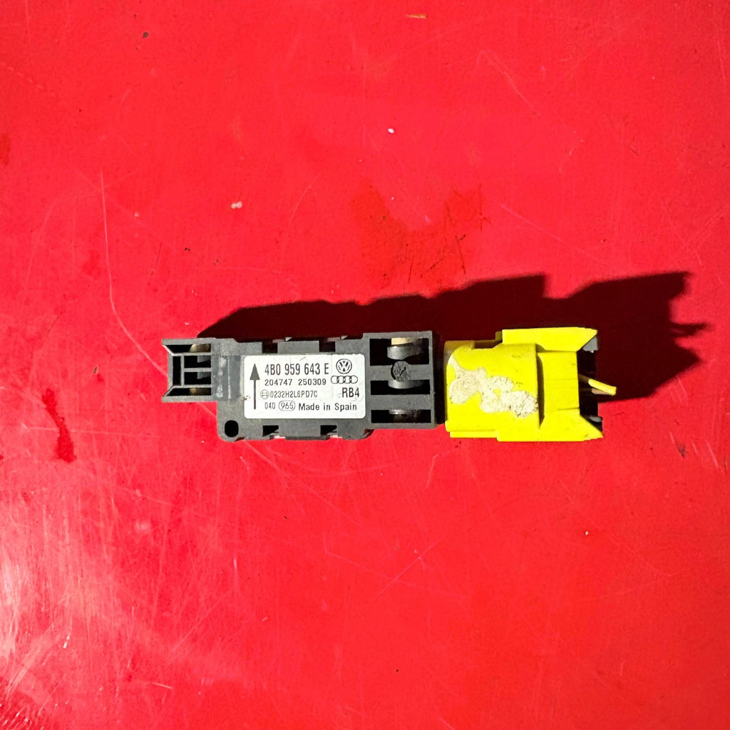 VOLKSWAGEN/AUDI CRASH SENSOR 4B0959643E