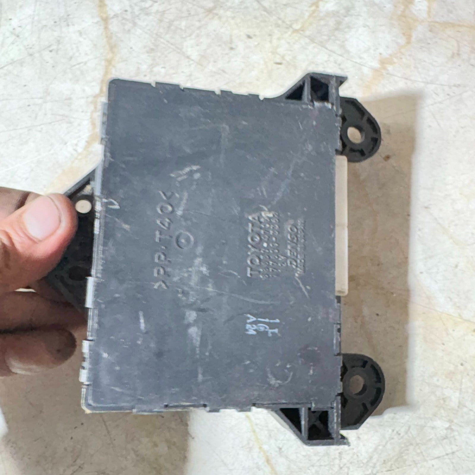 2004-09 TOYOTA PRIUS MK2 AIR CONDITIONER CONTROL ECU 88650-47051