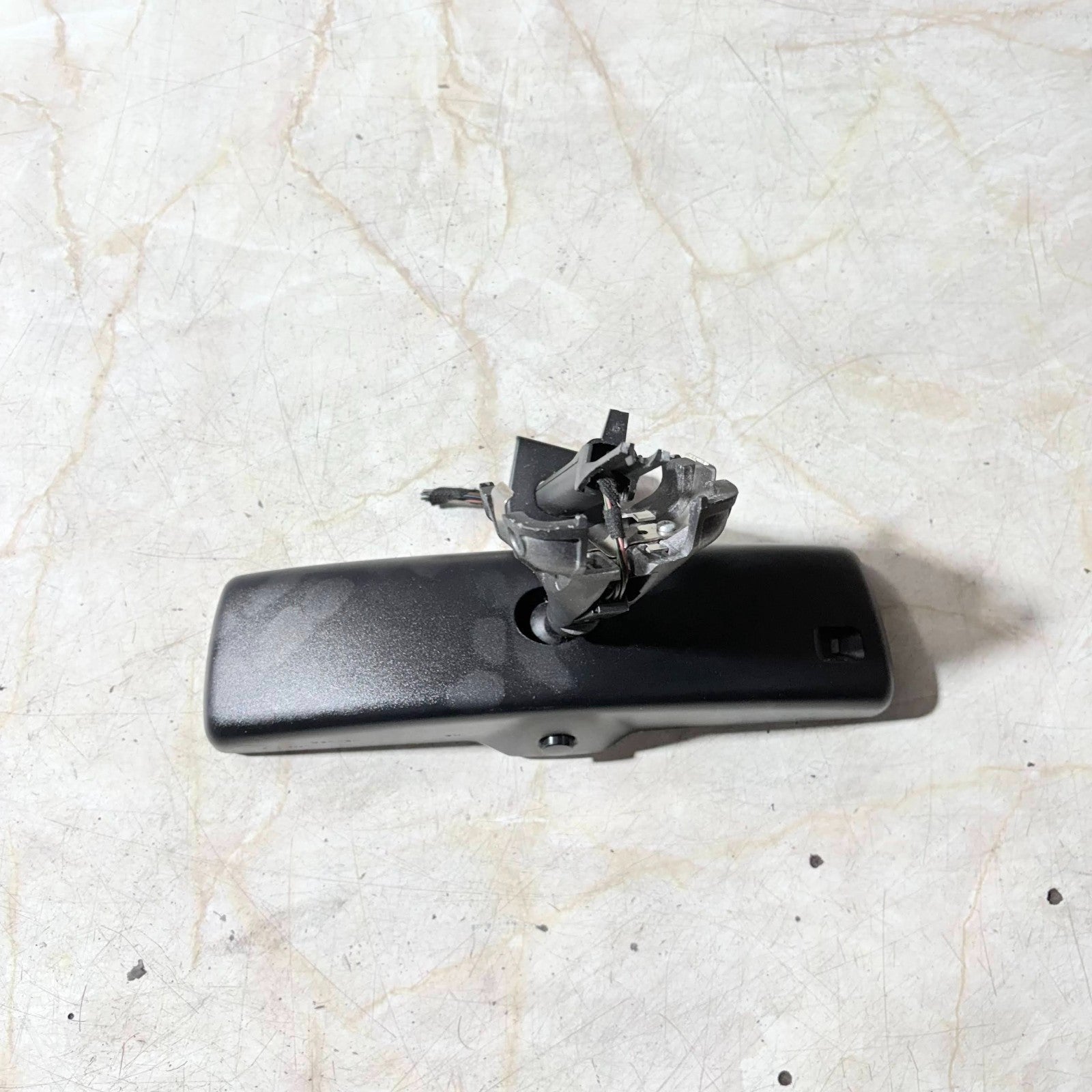 Volkswagen Touareg I 2011 Interior rear view mirror 026141