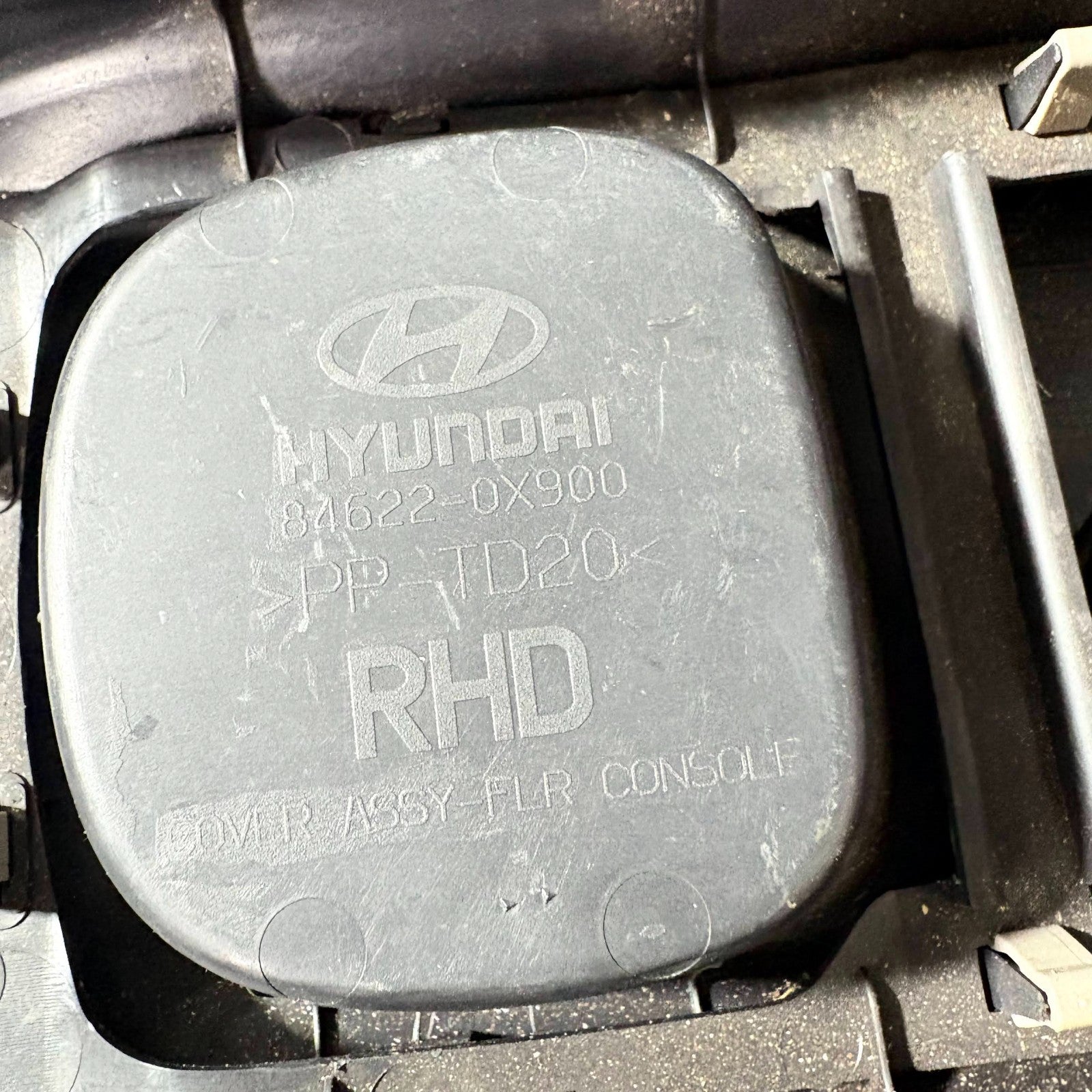 Hyundai i10 PA MK1 2007-13 Centre Console Floor Cup Holder Coin Tray 84622-0X900