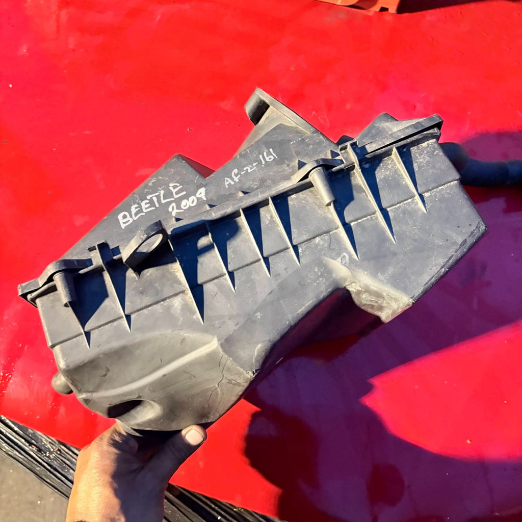 Volkswagen Beetle 2009 Air Filter Box Housing