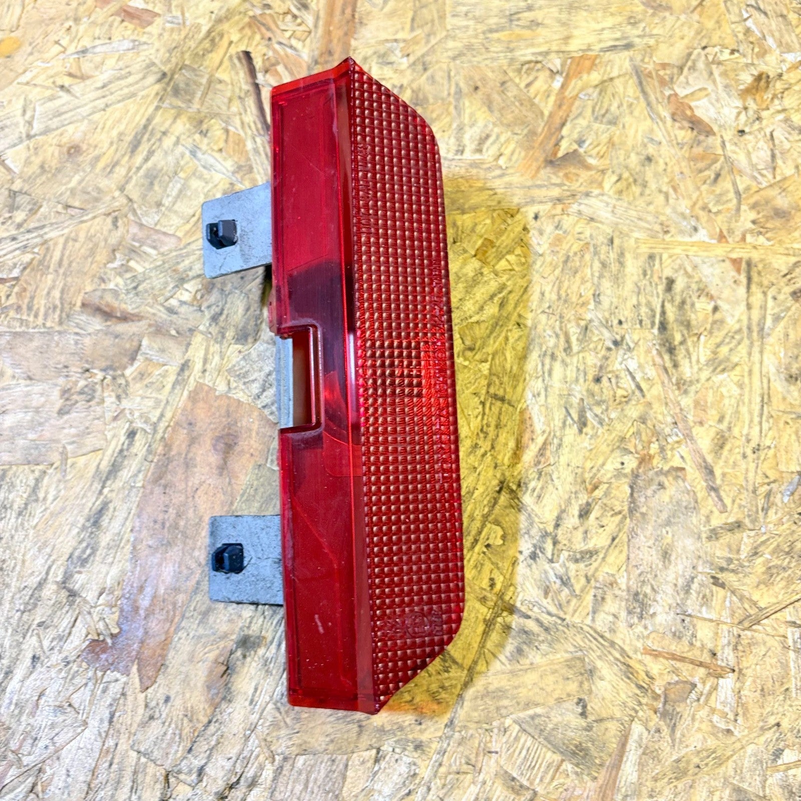 2001-2005 Toyota Rav4 3rd brake light Lamp