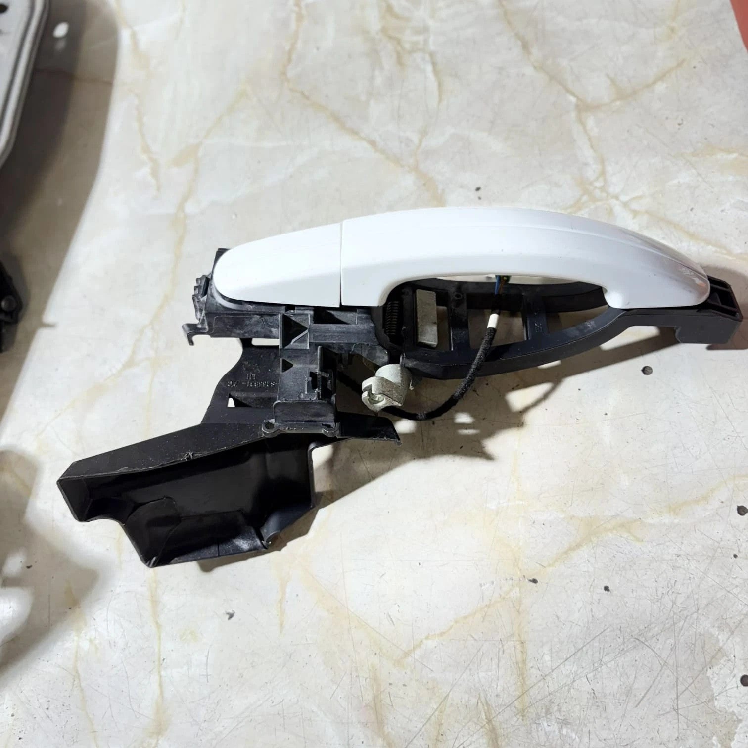 2012 Ford Kuga I Passenger Rear Handle 8V41S266B31AC 41-S266B31-AC NSR