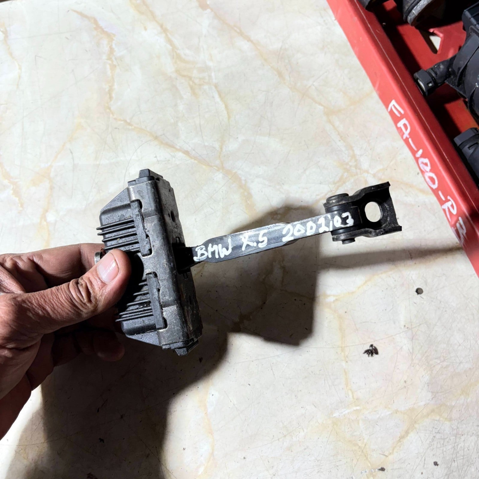Bmw X5 2002 Front Door Left Passenger Side Brake Stop Check Strap