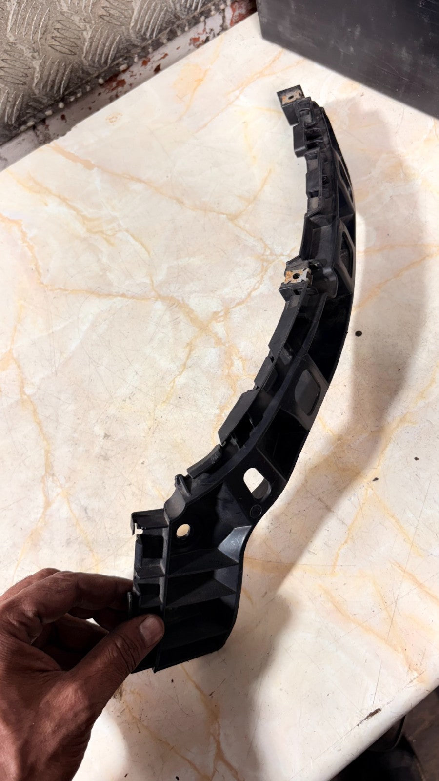 VW SCIROCCO 2001 Rear Left Bumper Bracket