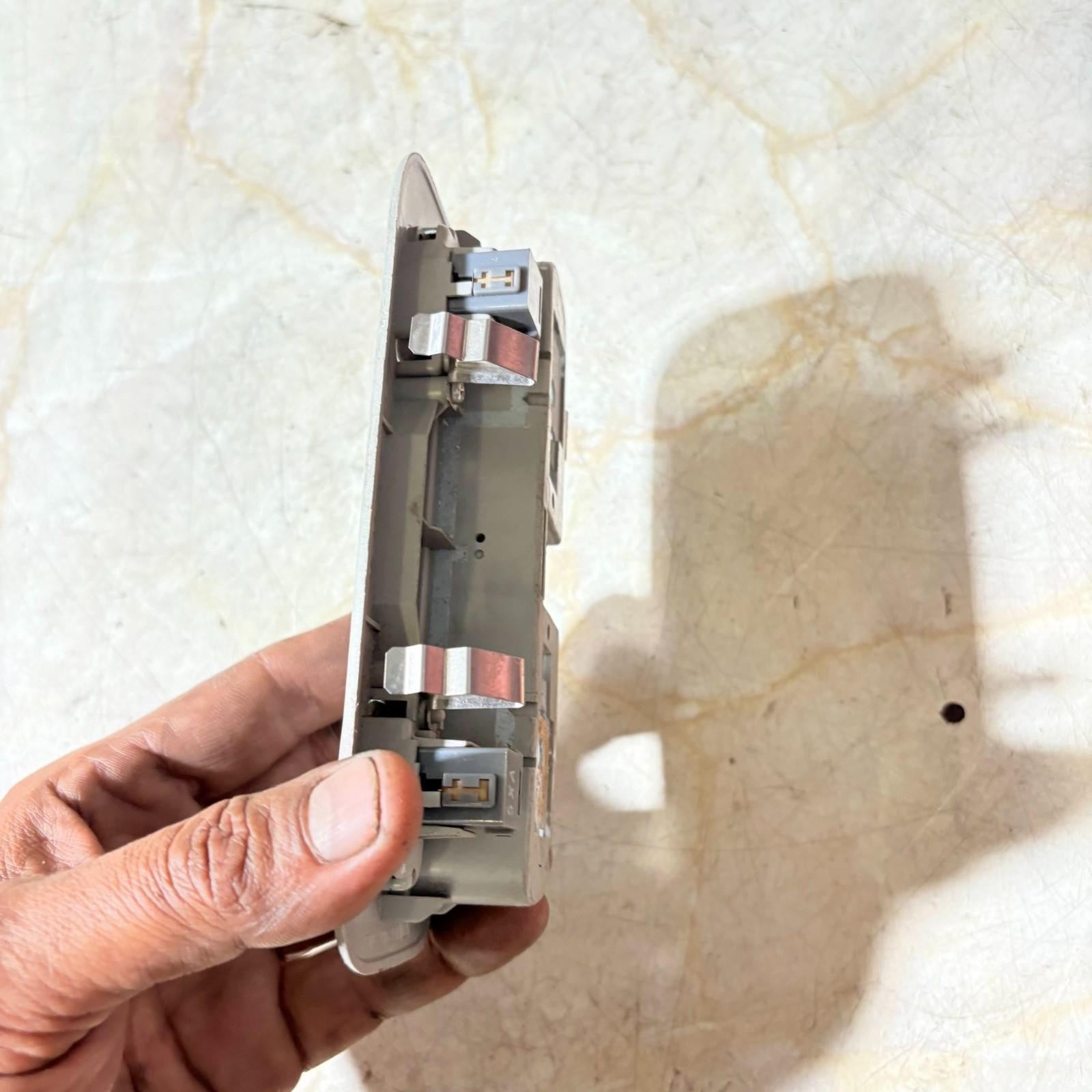 TOYOTA COROLLA 2003-2008 E120 ROOF INTERIOR LIGHT LAMP