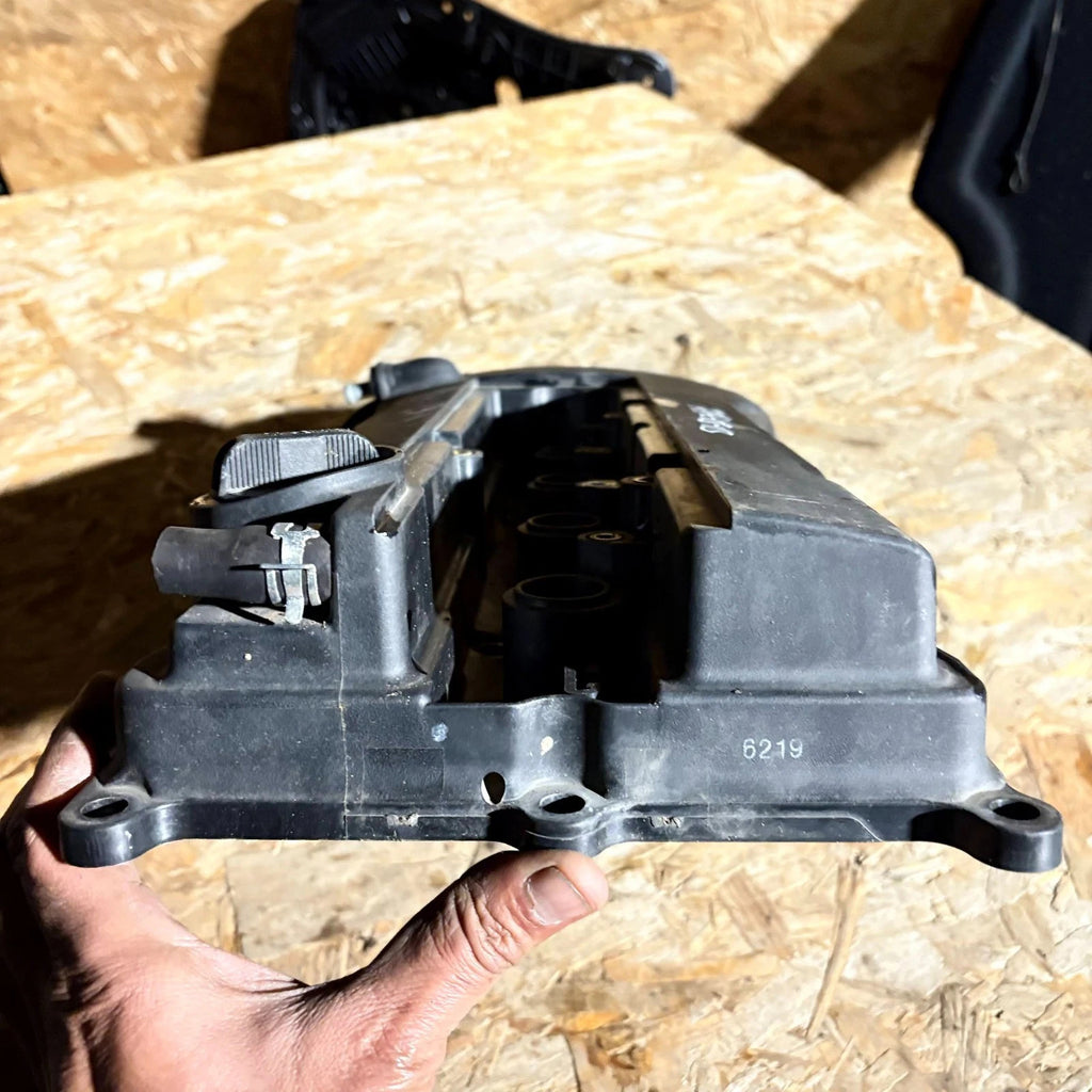 Mitsubishi Outlander Mk3 20132021 Engine Top Rocker Valve Cover