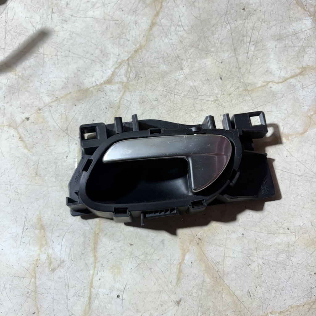 Citroen C3 Mk2 (SC) 2009-2016 Rear Left Passenger Interior Door Handle 1905002