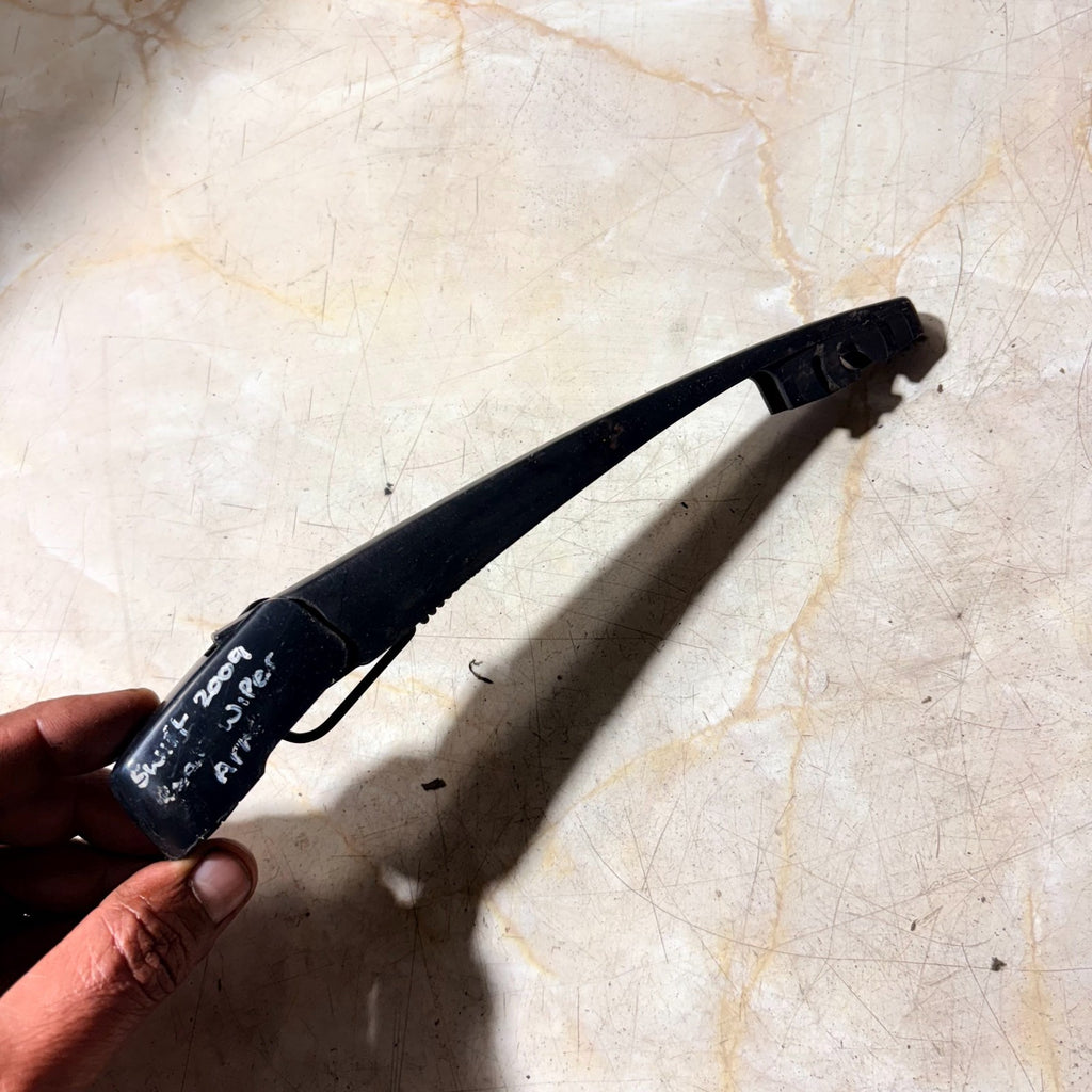 SUZUKI SWIFT REAR WIPER ARM 2005-2010 5 DOOR HATCH