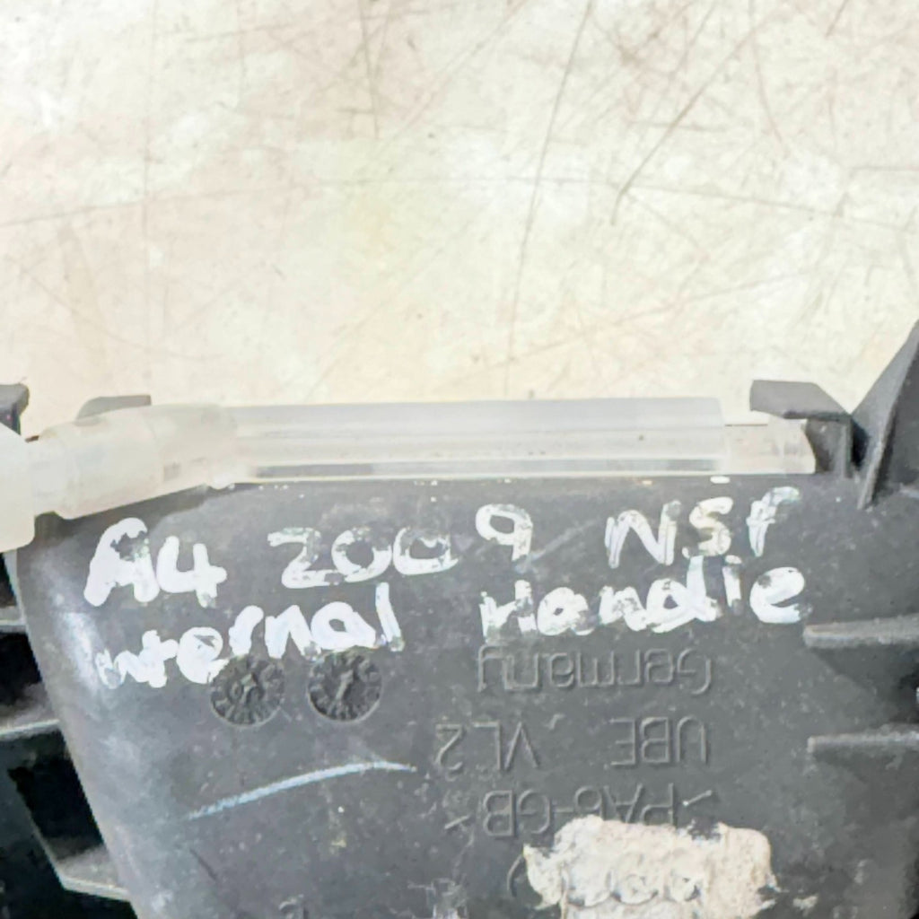 Audi A4 2009 Passenger Nearside Front Inner Door Handle