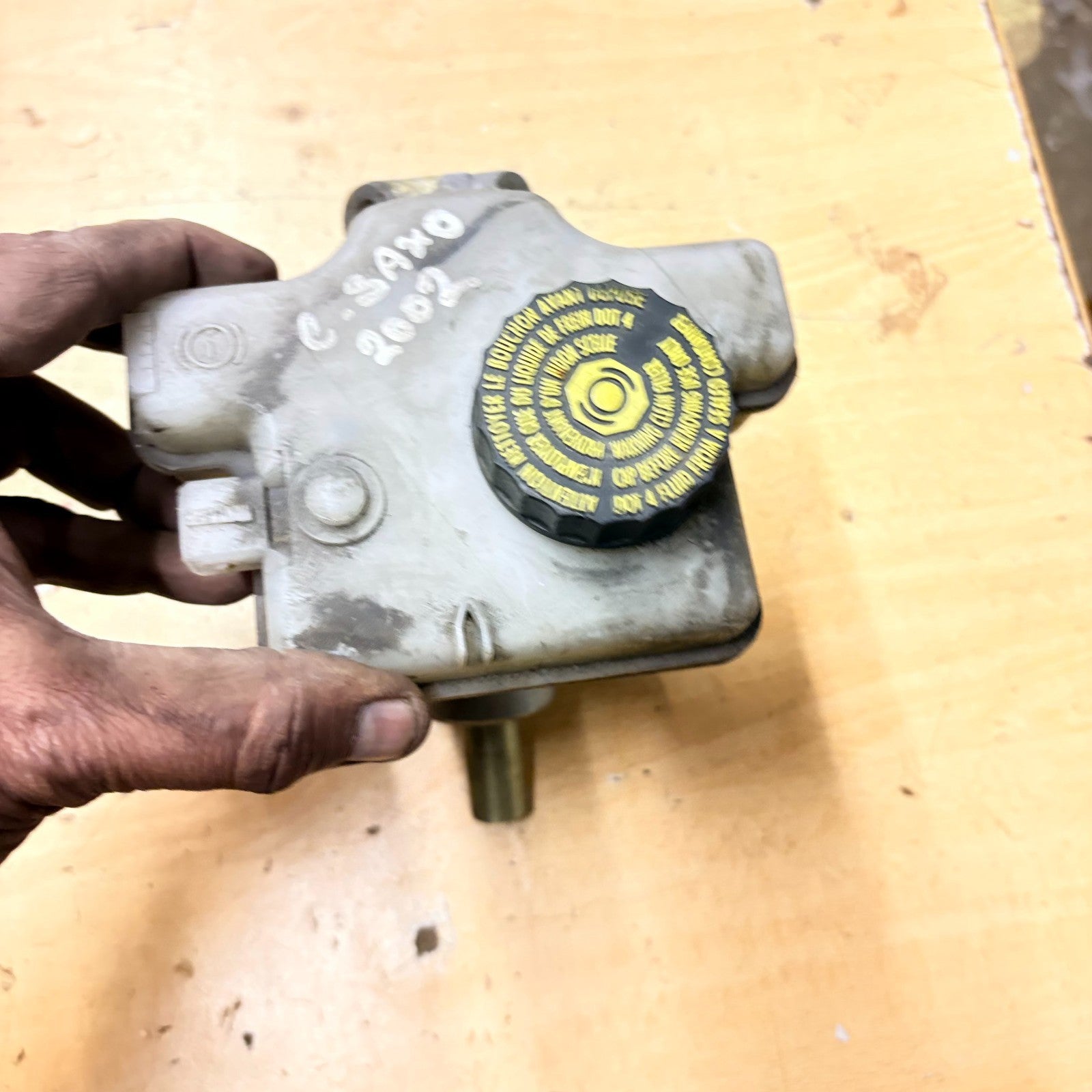 CITROEN SAXO 1996-2003 BRAKE MASTER CYLINDER & RESERVOIR TANK 9633025580