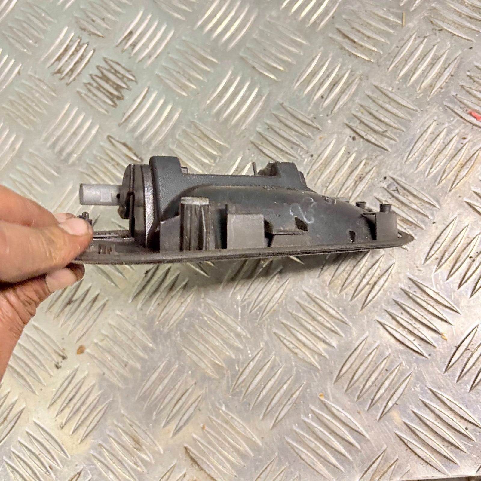 Nissan Almera N16 00-08 Interior Door Handle