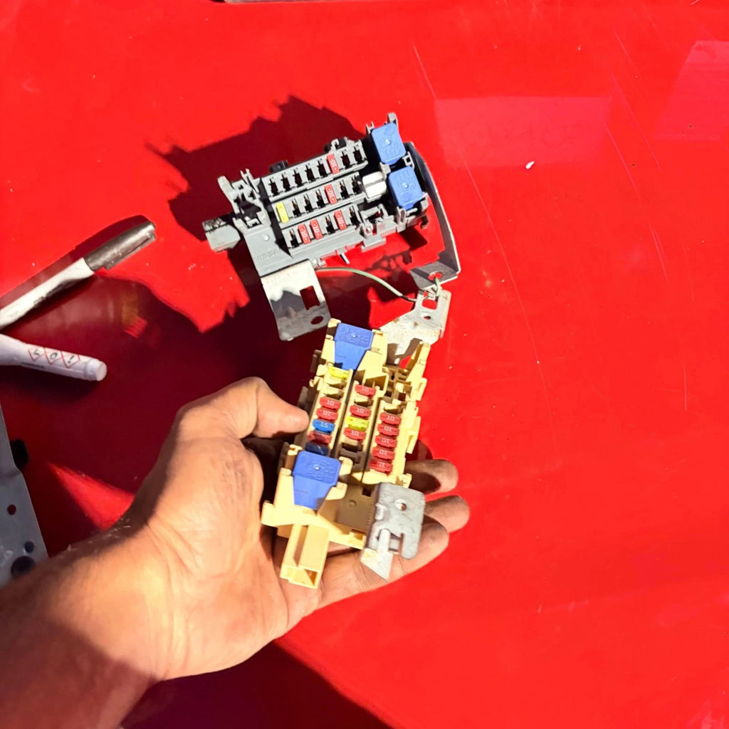 Nissan Juke Relay Fuse Box 2014