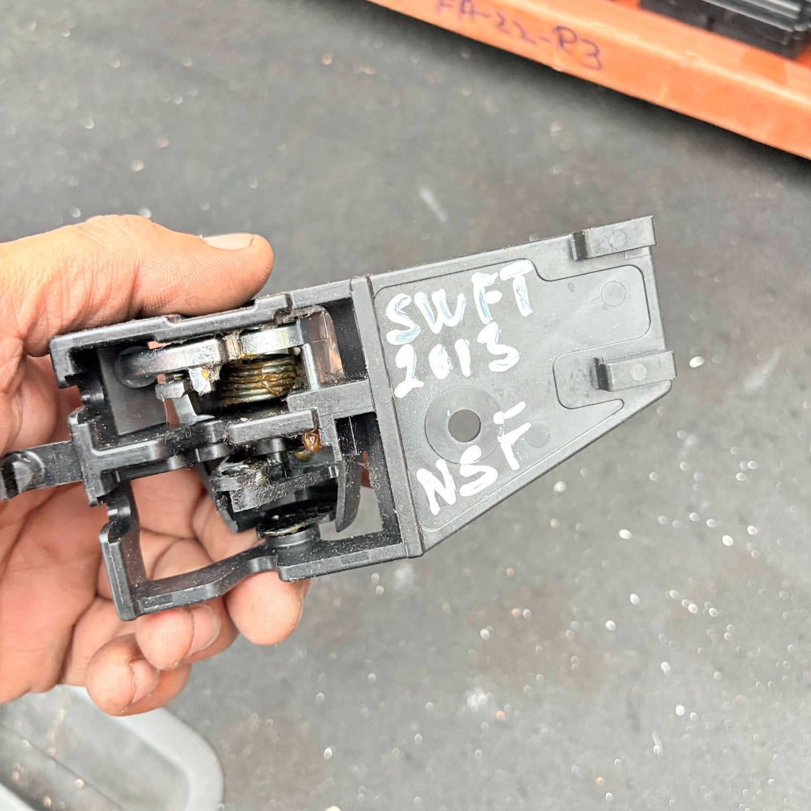 Suzuki Swift Mk3 2009-2017 Left Passenger Nearside Front Inner Door Handle