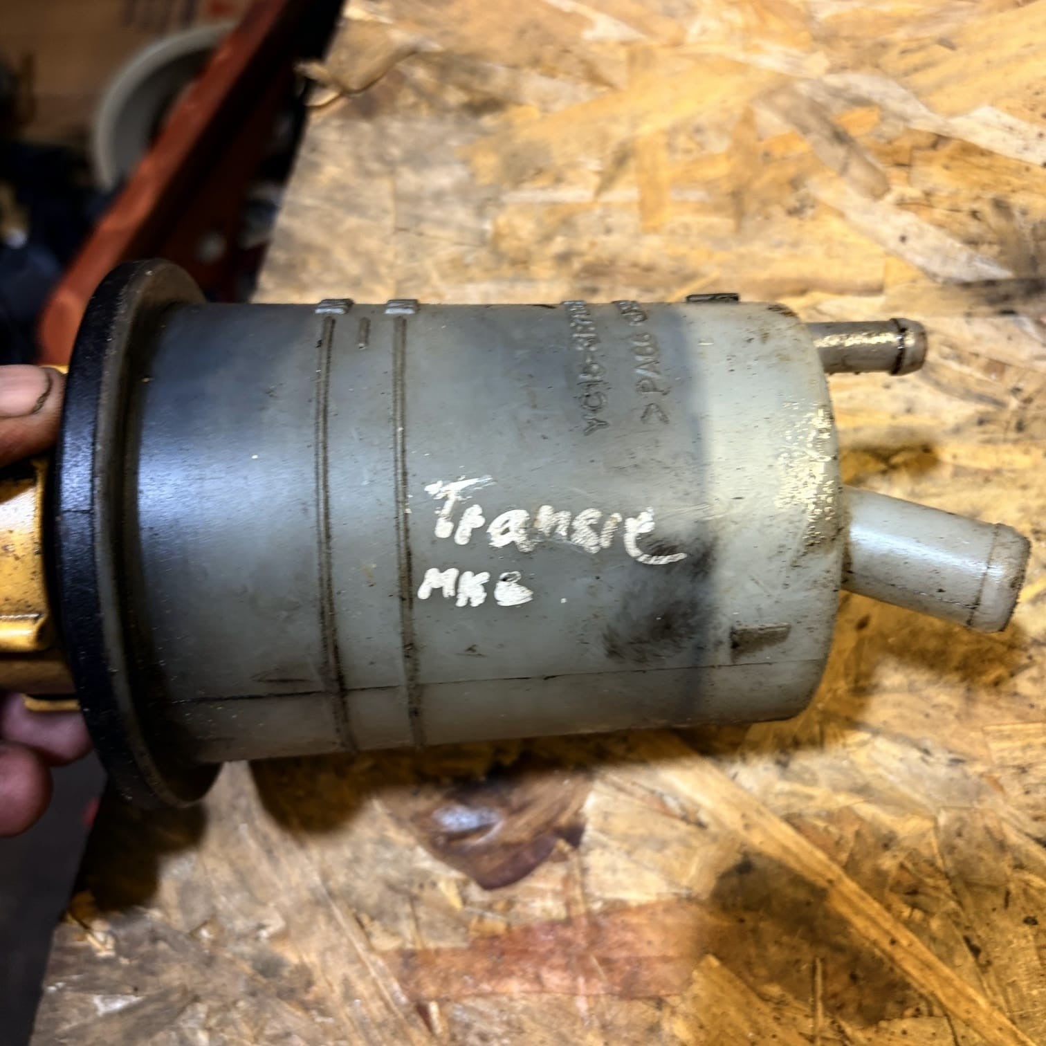 2002 RANGE ROVER SPORT POWER STEERING RESEVOIR TANK YC153R700AA