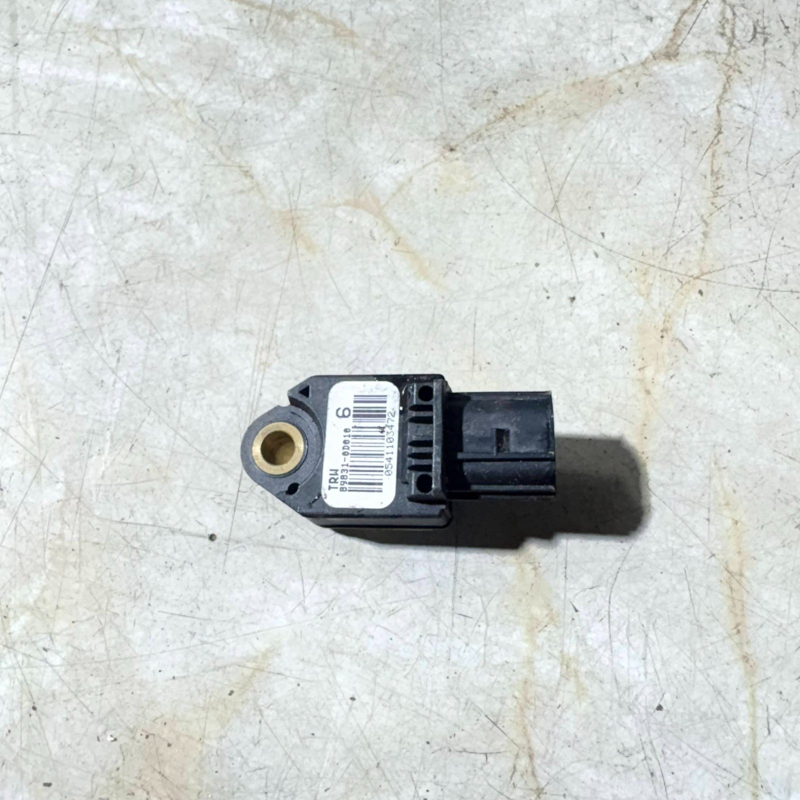 Toyota Yaris Mk2 2005–2012 Impact Crash Sensor 898310D010