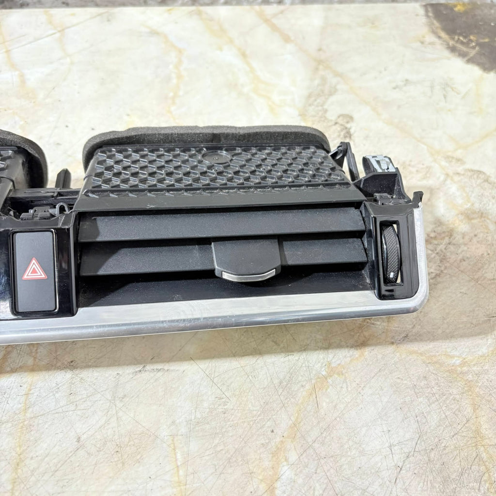 Range Rover Velar L560 2017-2023 Dash Air Vent Hazard J8A2-014L20-BC 11K656