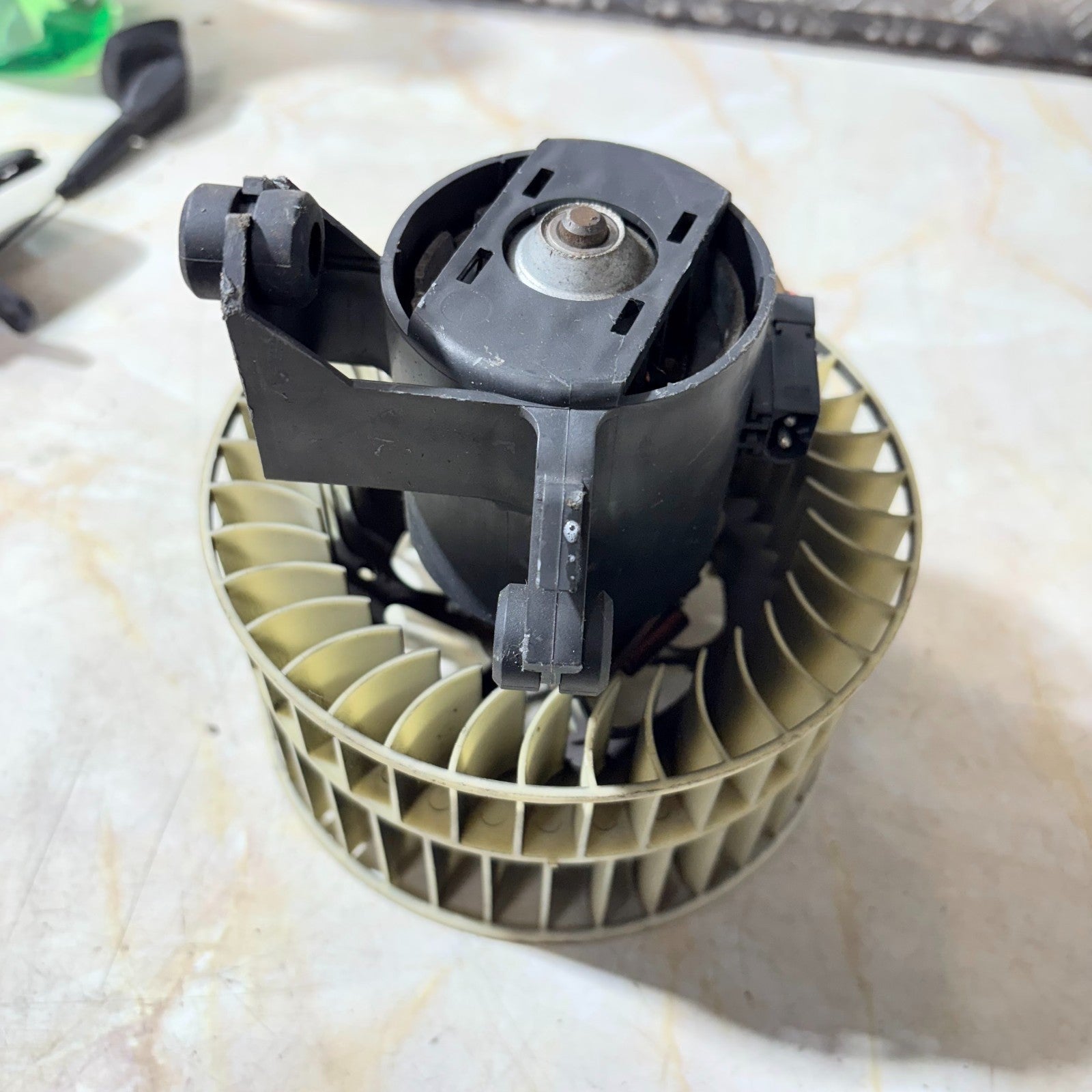 2000 MERCEDES A CLASS HEATER BLOWER MOTOR FAN 14560014