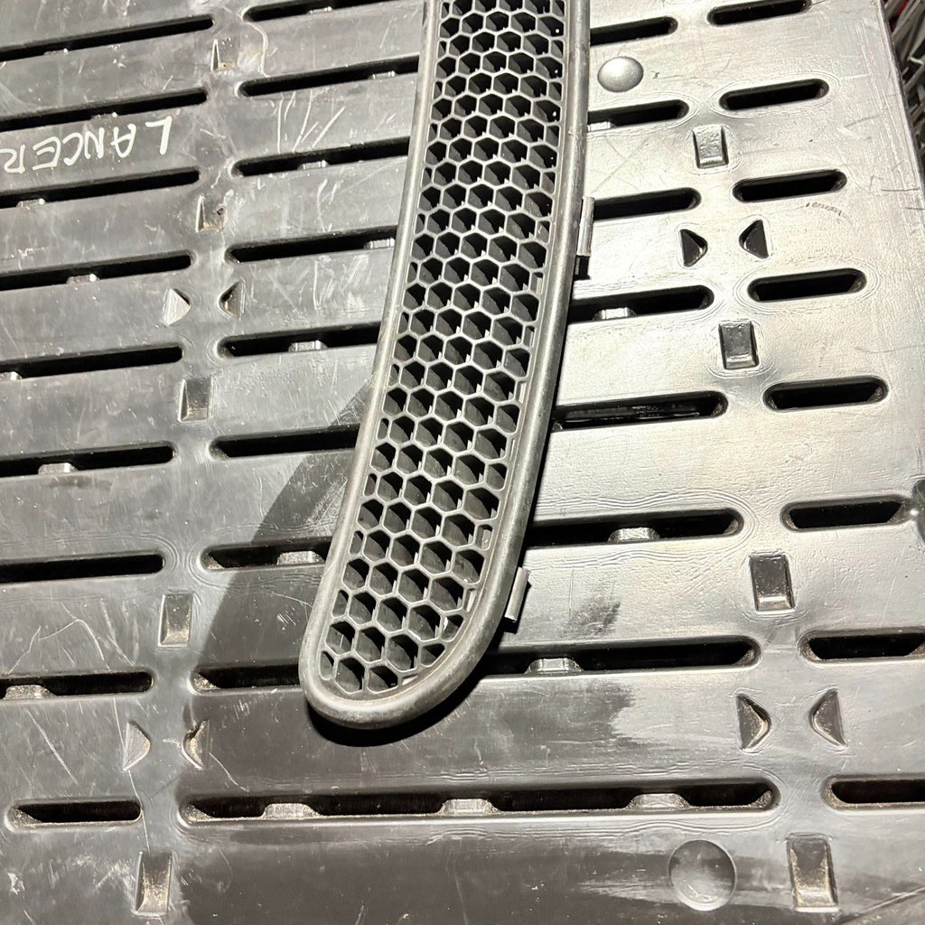 MINI Drivers Front Scuttle Panel Grill Grille for R50 R52 R53 7122506