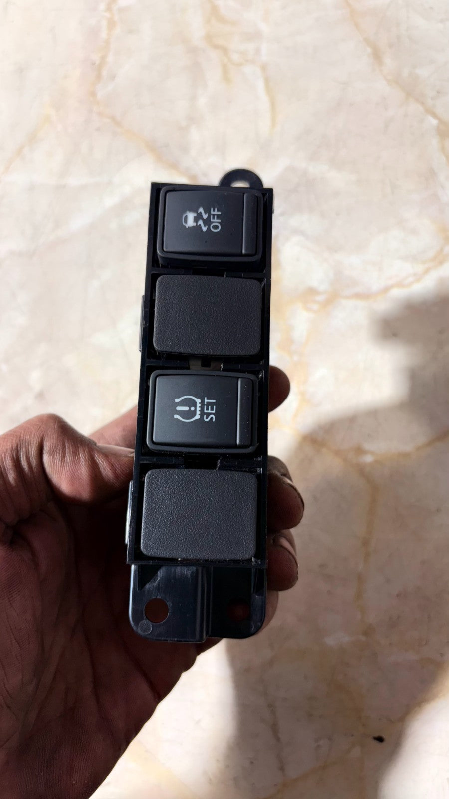 2010-2019 NISSAN JUKE F15 TRACTION CONTROL SWITCH PANEL