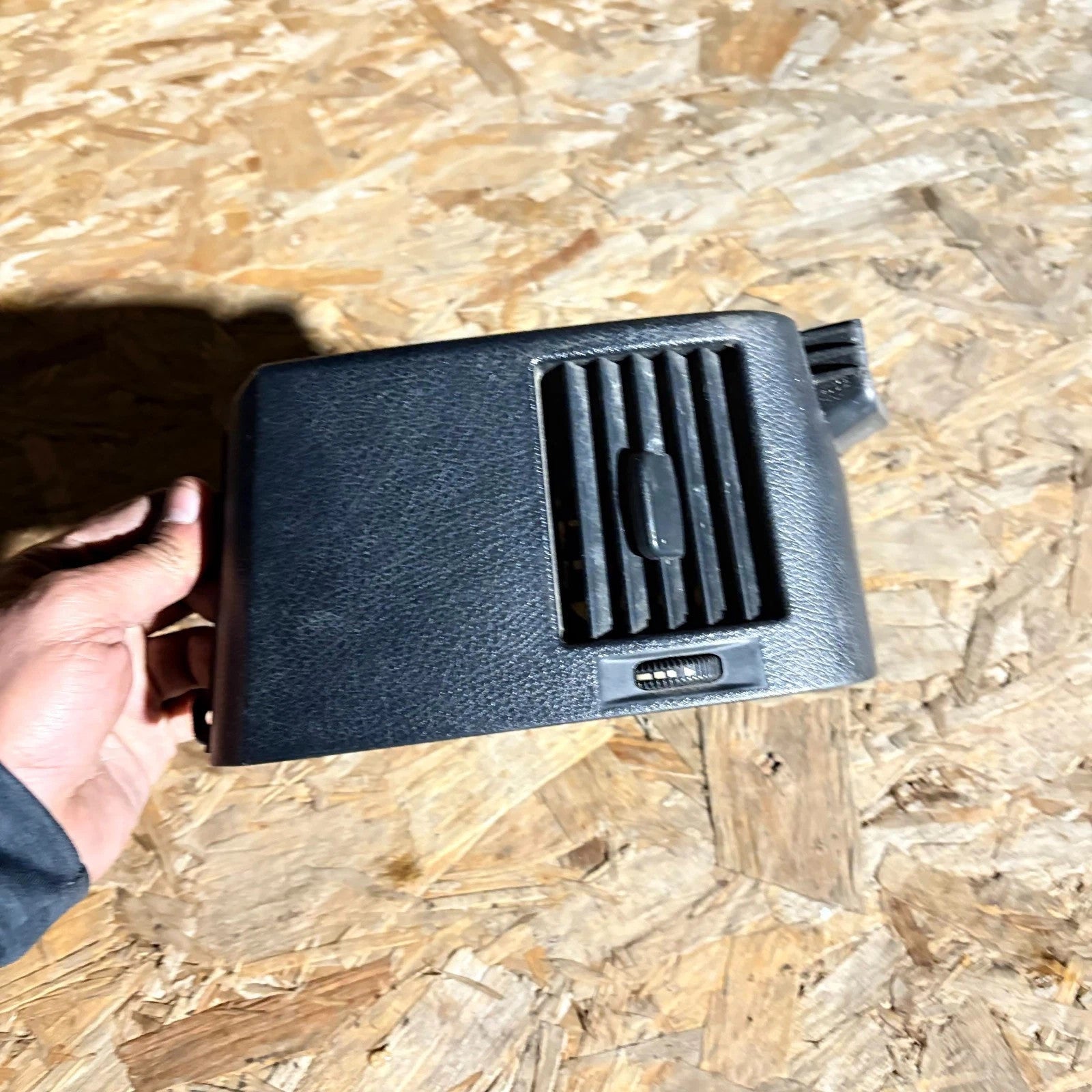 MERCEDES SPRINTER 2006-2018 NSF DASH AIR VENT FRONT LEFT PASSENGER SIDE