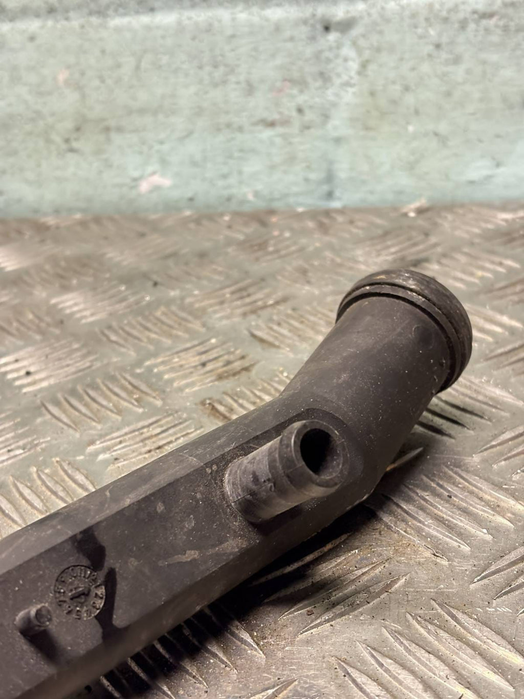 VW Polo 9N Mk4 1.4 FSi Coolant Pipe Hose 032121065H 2012