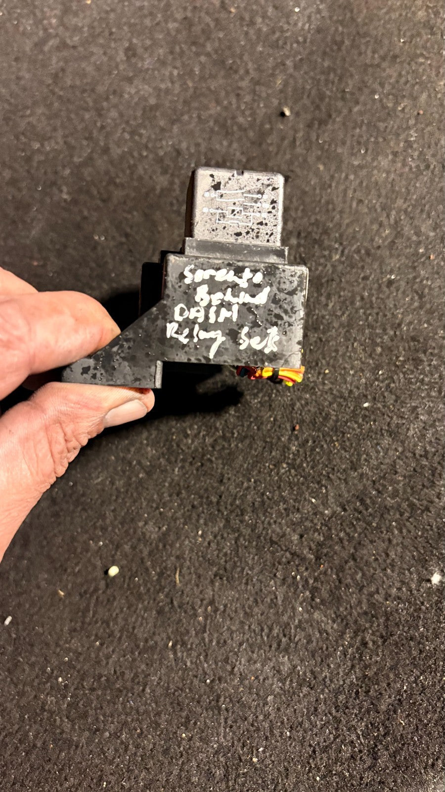 Kia Sorento BL 2003-2008 Power Relay Module Set 95225-17000/95225-38050