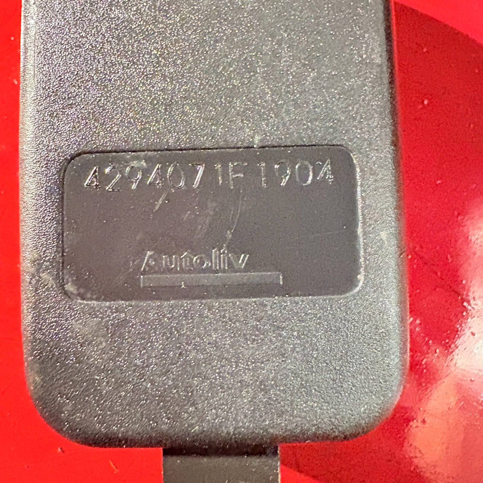 PEUGEOT 307 CC 2003-2009 REAR LEFT NEARSIDE SEAT BELT BUCKLE AUTOLIV