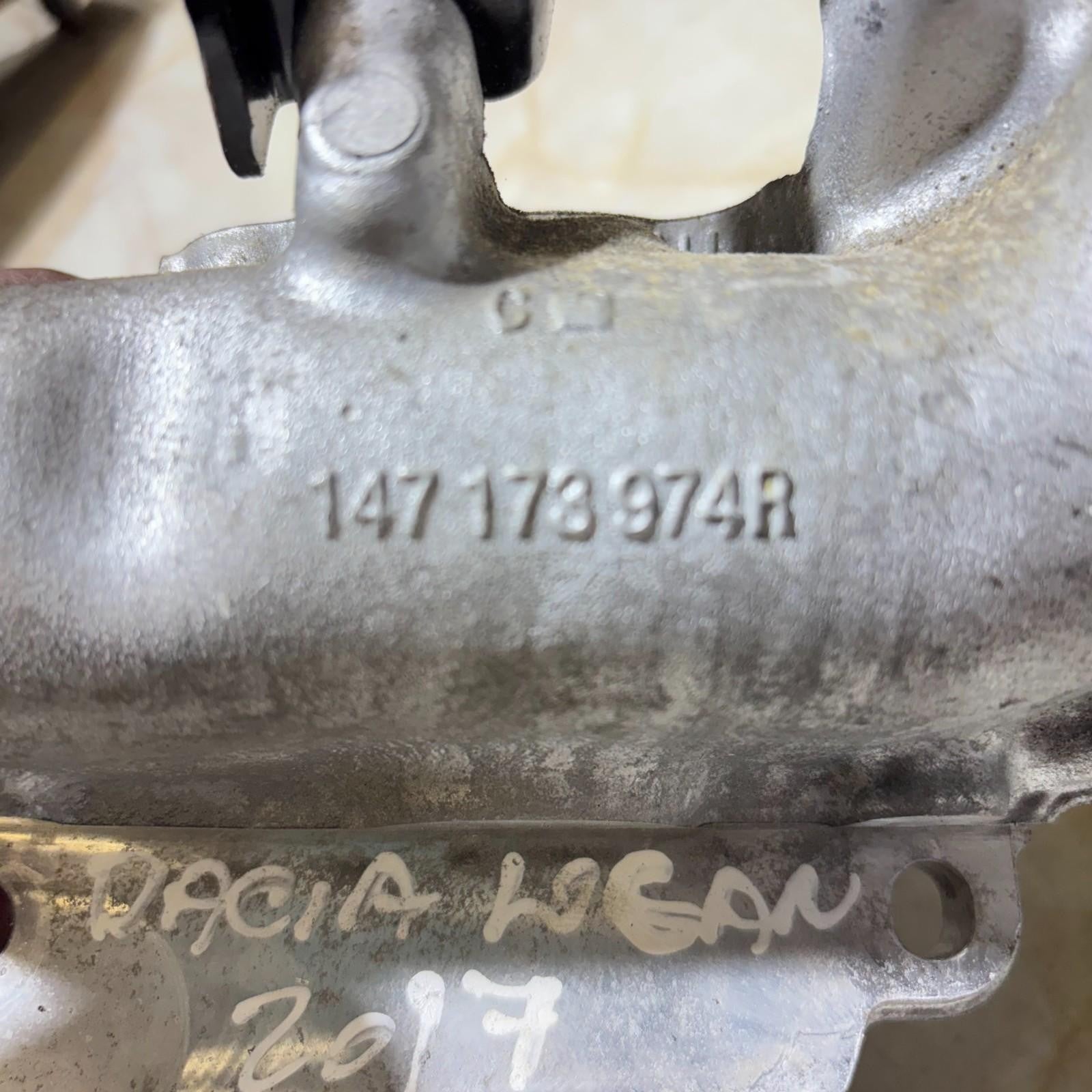 147173974R EGR Valve Throttle Body Housing Renault Dacia Logan II Sandero 1.5