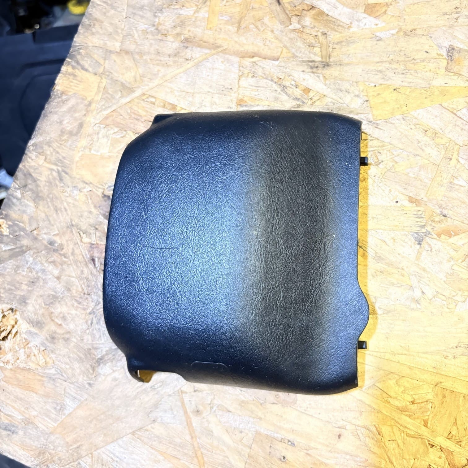 MR346657 FRONT DECORATIVE MOULDING/122877 FOR MITSUBISHI MONTERO V60/V70 2.5