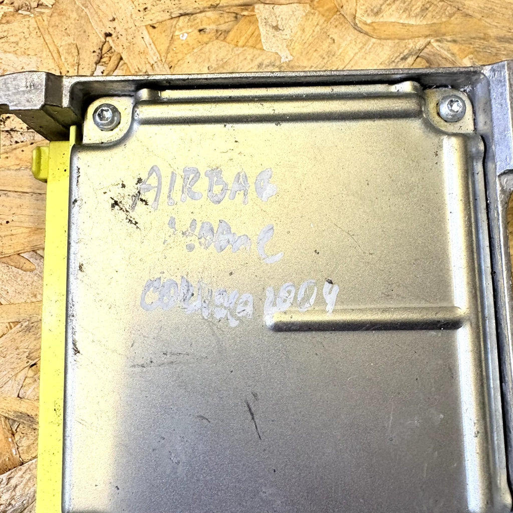 2004 TOYOTA YARIS ECU MODULE 89170-0D410 TRW 220749-102