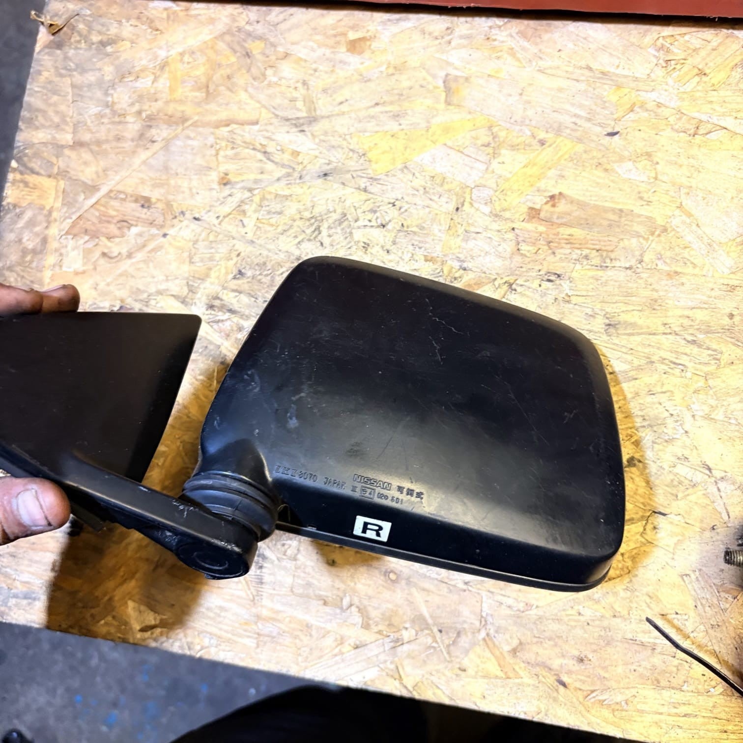 NISSAN NAVARA DIESEL MANUAL WING MIRROR E402501