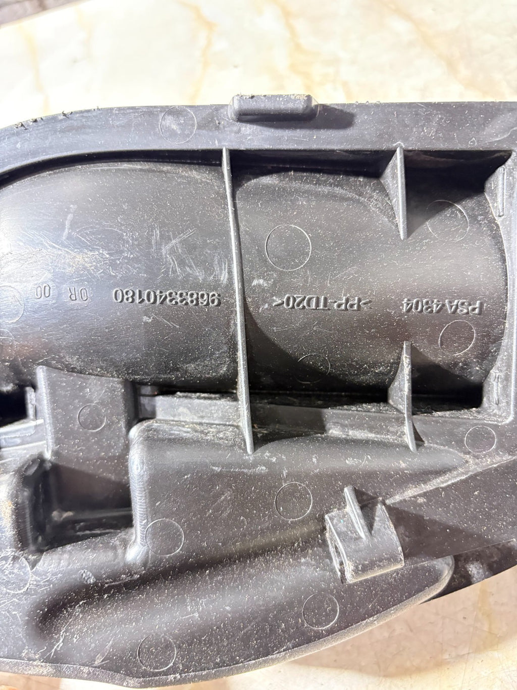 Citroen DS3 Airbox Intake Resonator Duct 9683340180/1436Q9 1.4/1.6 VTi 2009-2015