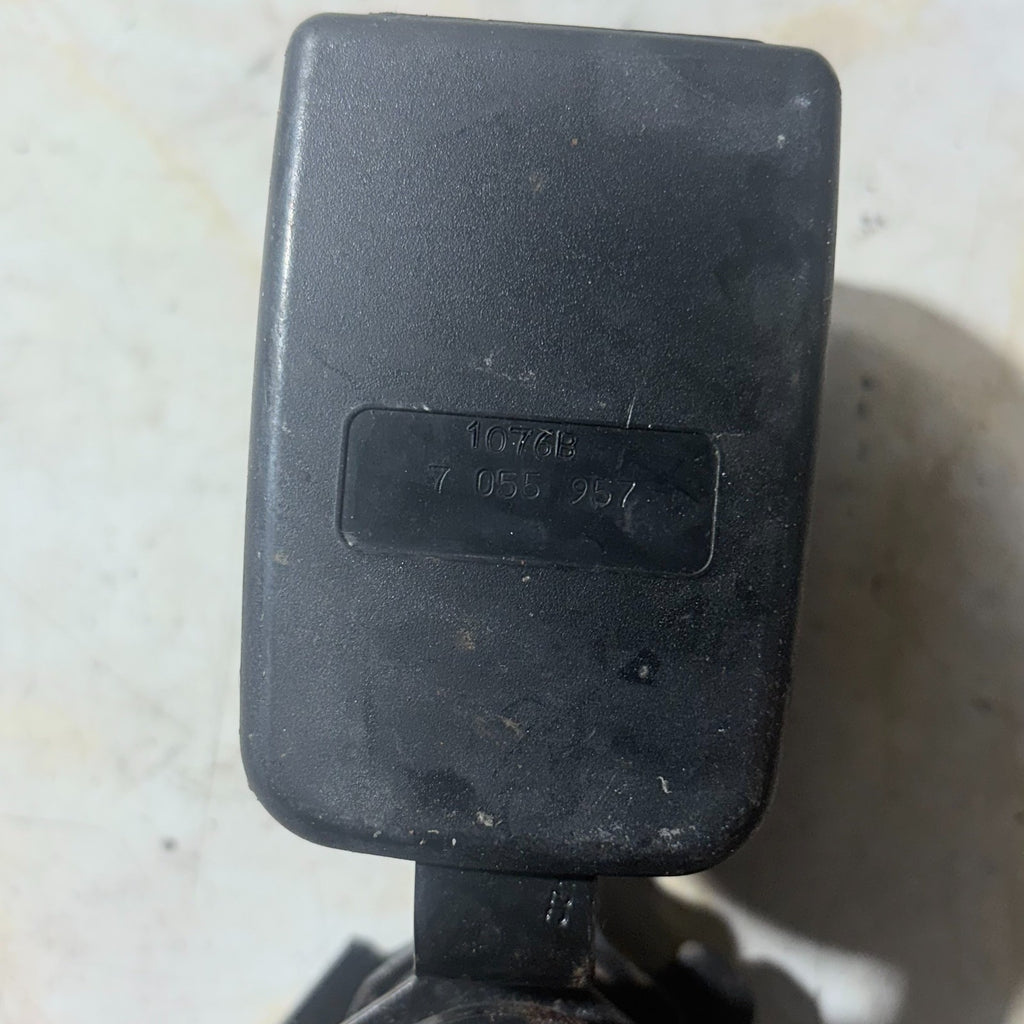 BMW MINI One Cooper Rear Centre Seat Belt Buckle 7055957 2001-2006