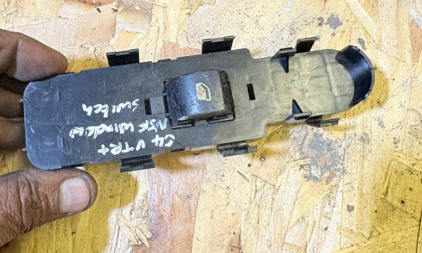 Citroen C4 2007 Front Left Passenger Window Control Switch NSF