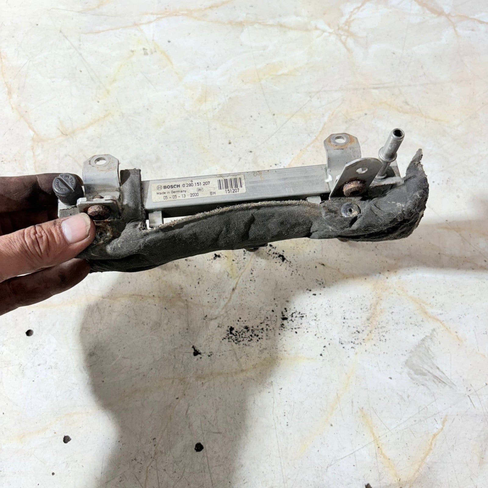 VAUXHALL CORSA D FUEL RAIL & INJECTORS 0280151207 BOSCH