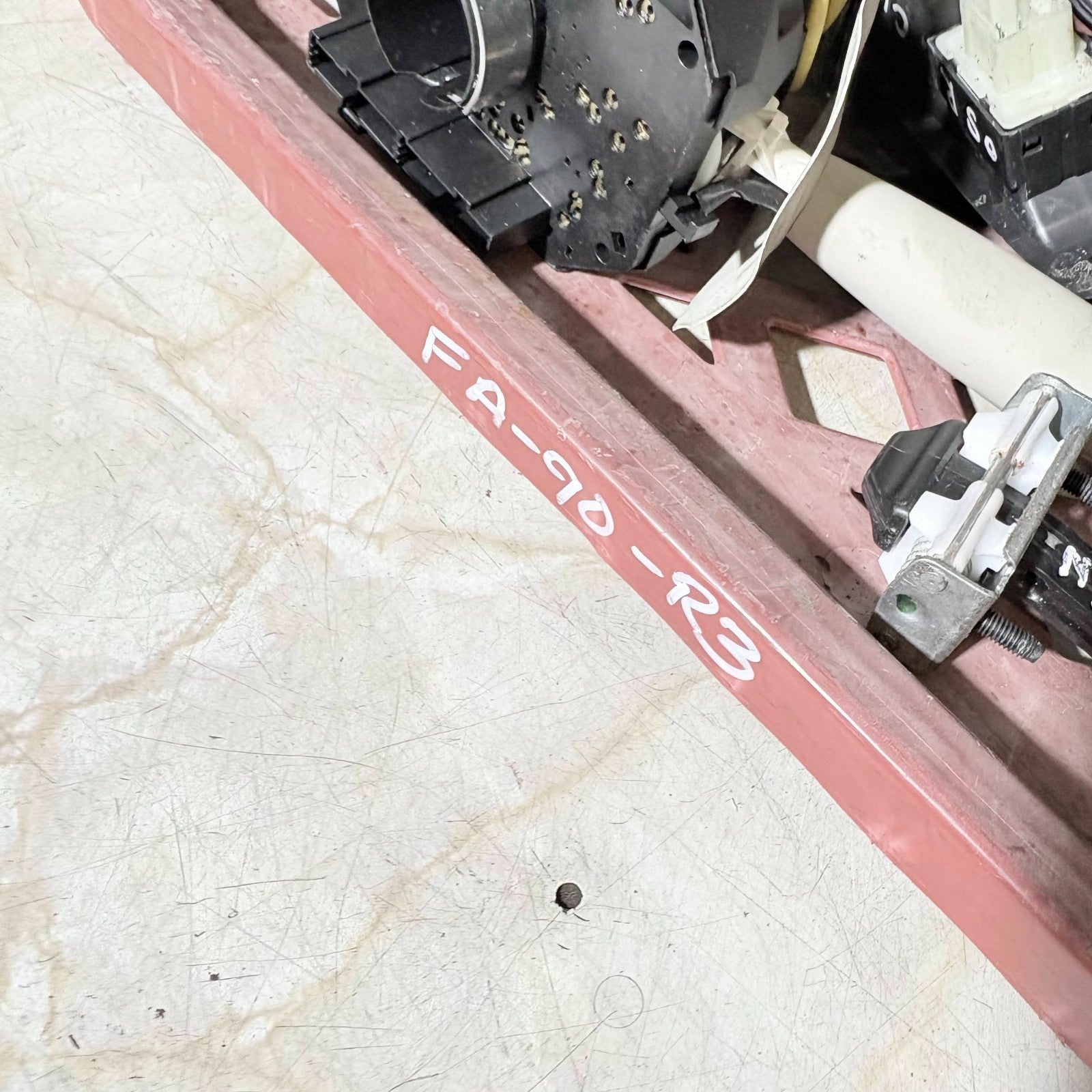 Ford Fiesta 2007 Front Passenger Left Door Stop Check Hinge Strap
