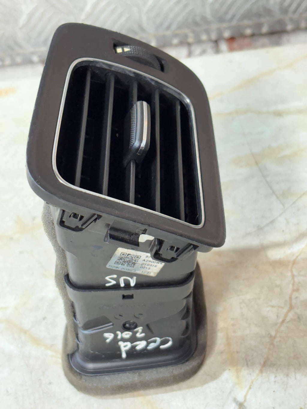 KIA CEED GT MK2 AIR VENT PASSENGER LEFT FRONT 97490A2900WK
