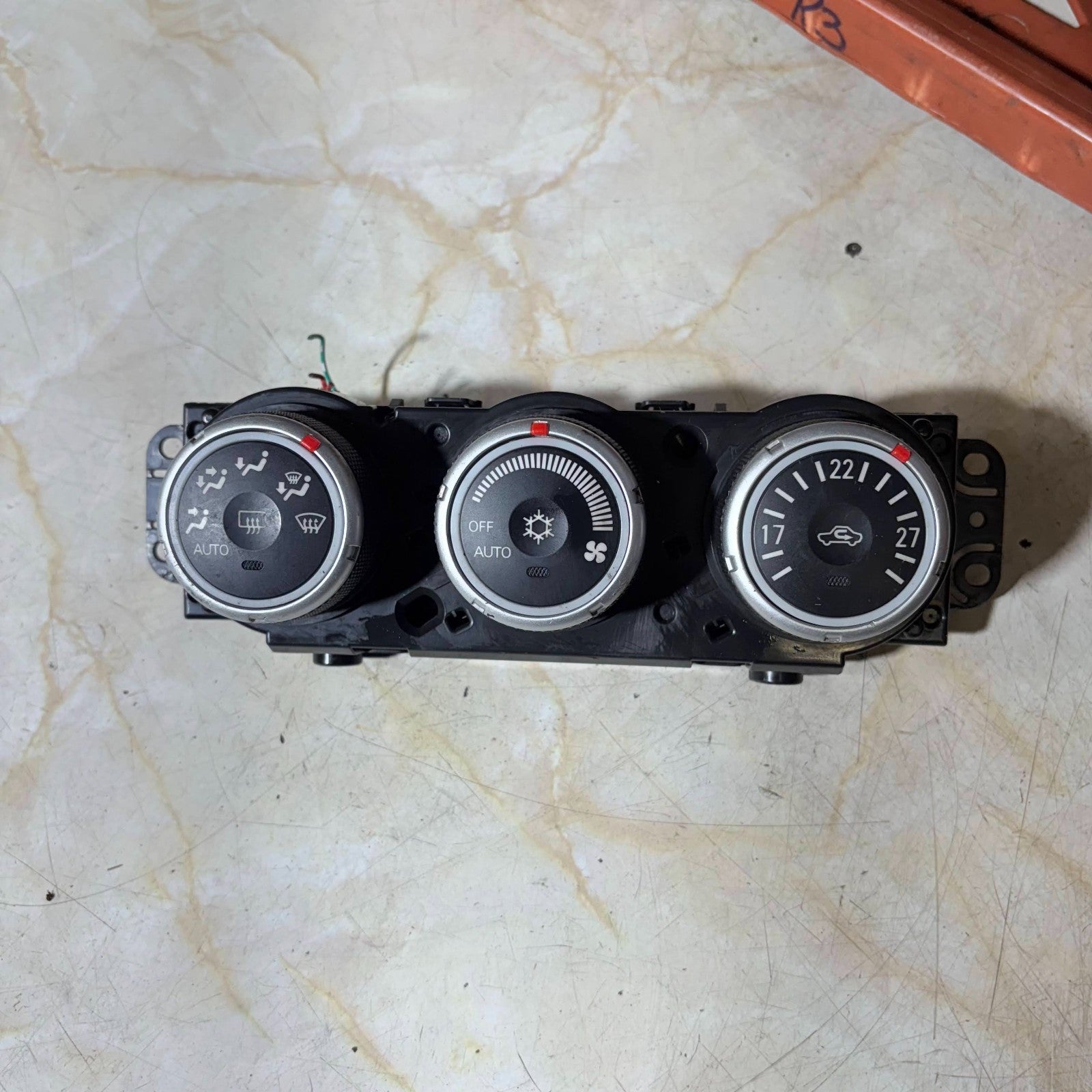 MITSUBISHI OUTLANDER Mk2 2007-2013 Heater/AC Controls 7820A082XA