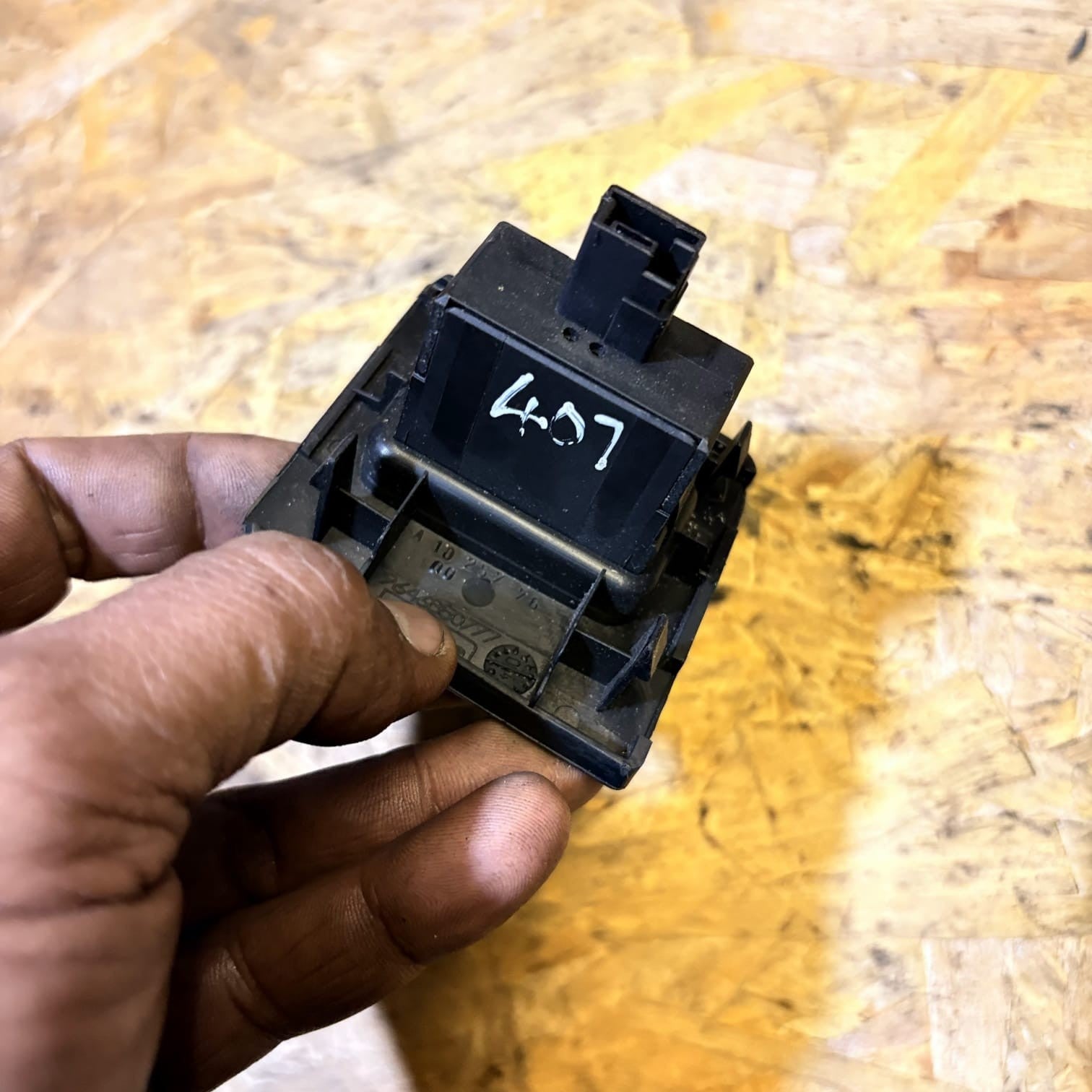 Peugeot 207 307 407 Citroen C5 C3 lights adjuster switch 96384422XT 96366692XT