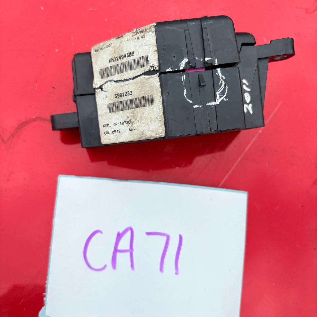 SEAT Leon Mk2 1P 2010-2012 Interior Fuse Box Junction Box S501233